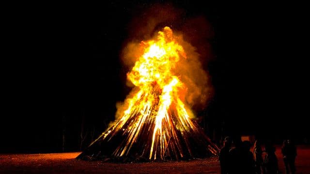 À Lebel-sur-Quévillon, le feu de la Saint‑Jean reste un symbole incontournable 