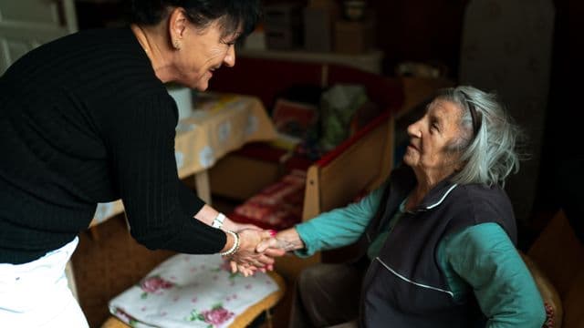 Prix Hommage Aînés 2026 : la population invitée à reconnaître l’engagement des bénévoles