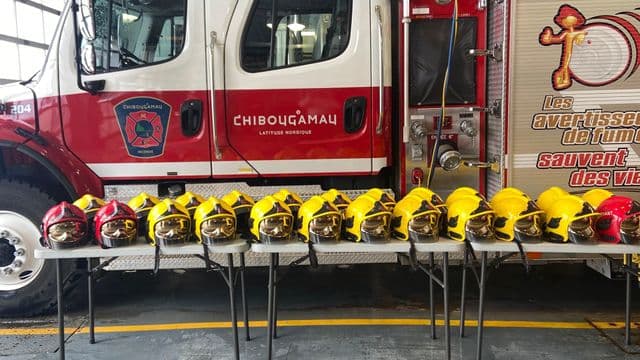 Chibougamau envoie son ancien équipement d’incendie en Afrique