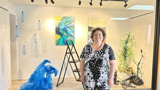 Une nouvelle exposition de Judith Dimentberg s'installe à Lebel-sur-Quévillon pour l'été