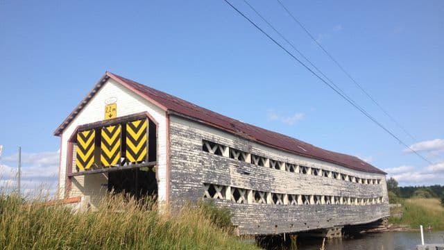 Crues printanières : quatre ponts fermés jusqu'à nouvel ordre dans les secteurs de Valcanton et de Villebois