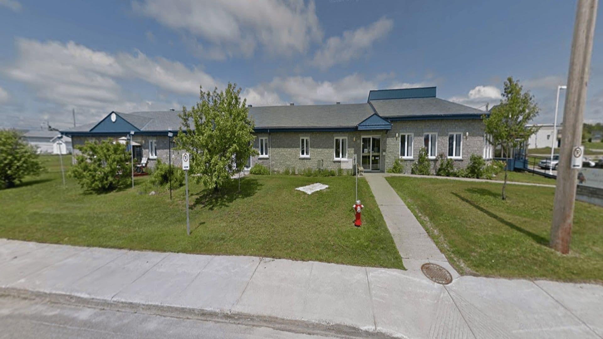 Le maire Guy Lafrenière travaille avec le CRSSS pour trouver une solution et espère un éventuel retour du service.