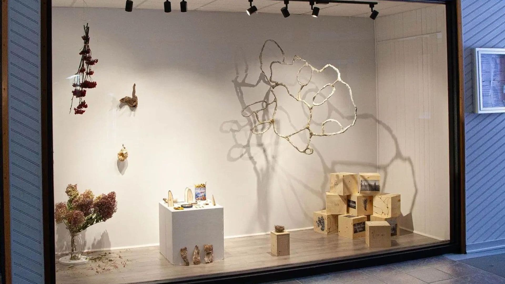 Les œuvres proposées devront s’inspirer de thèmes comme l’enracinement et les mouvements migratoires, et les candidatures sont acceptées jusqu’au 4 mai à 23h59.