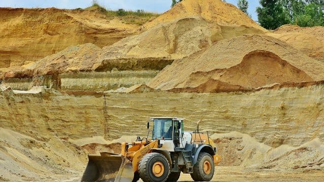 Baie-James : Ressources PMET découvre de fortes teneurs en lithium, césium et tantale 