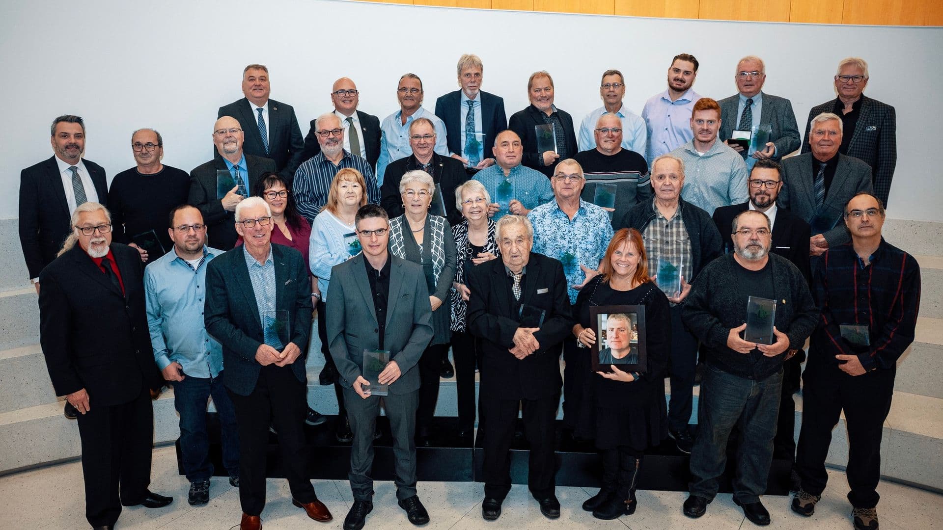 Lors de cette cérémonie à l’échelle provinciale, le gouvernement a aussi annoncé un soutien financier majeur destiné aux clubs de motoneige et de VTT partout au Québec.